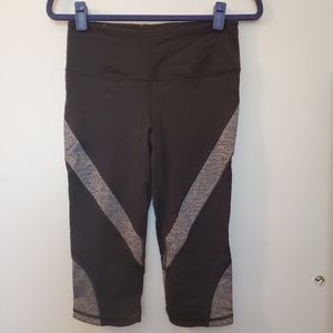 Victoria's Secret VSX Sport | Black/Gret Knockout Crop Leggings